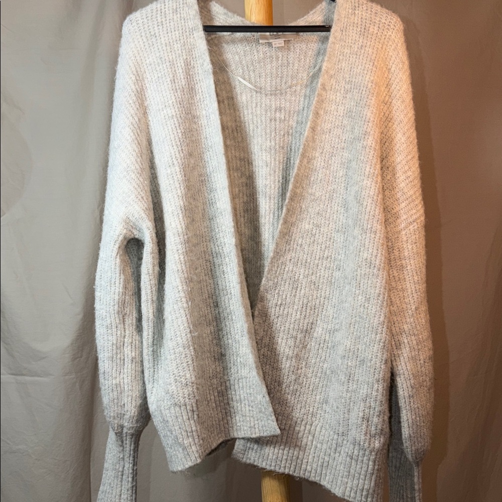 LOFT Heather Gray Ribbed Cardigan